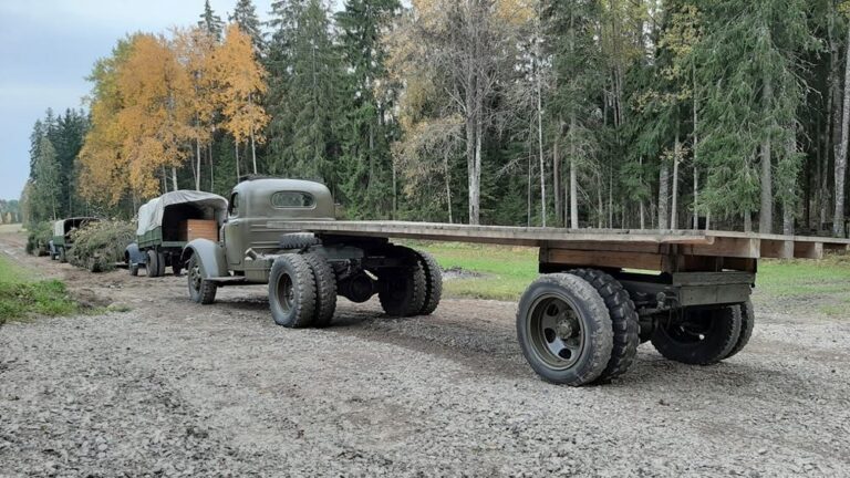 Zil-157 + puoliperävaunu ajossa Mil-safarit Pornainen
